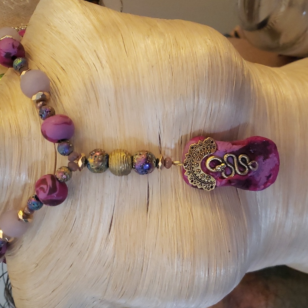 Handmade Necklace - Picture 9 of 9